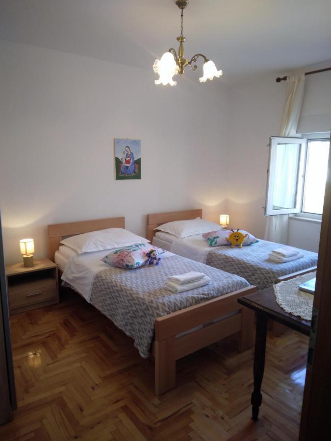 Apartment Meri Traù Esterno foto